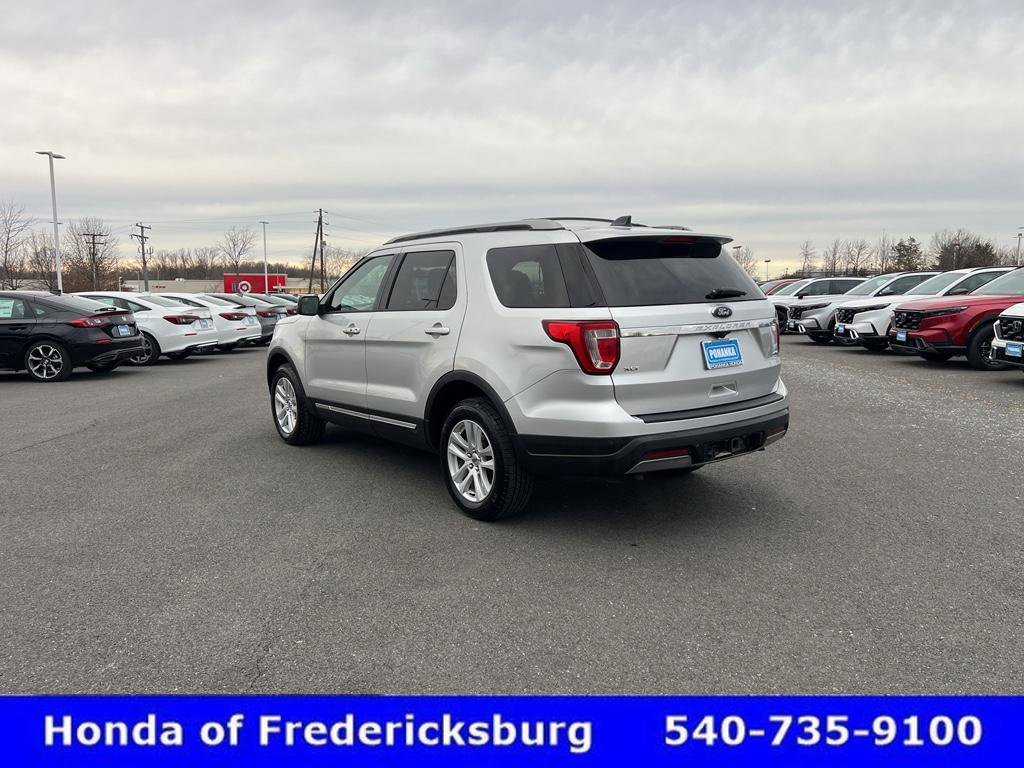 Used 2019 Ford Explorer XLT w/ Class III Trailer Tow Package image 6