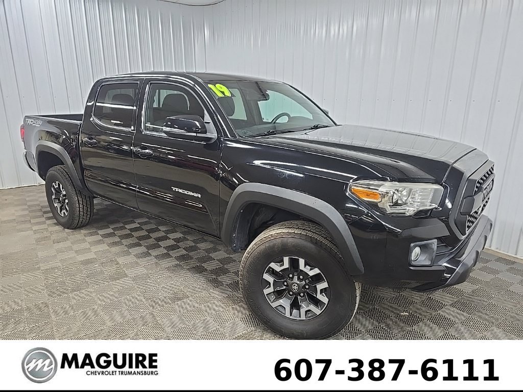 Used 2019 Toyota Tacoma TRD Off-Road AWD/4WD image 7