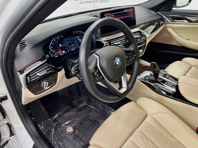 Used 2022 BMW 530i xDrive w/ Convenience Package AWD/4WD image 9