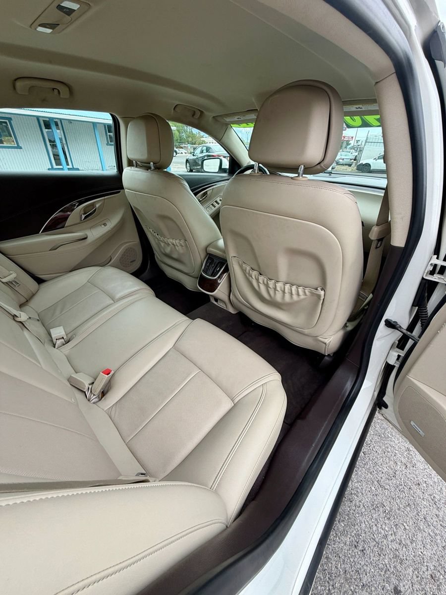 Used 2014 Buick LaCrosse Premium FWD image 16