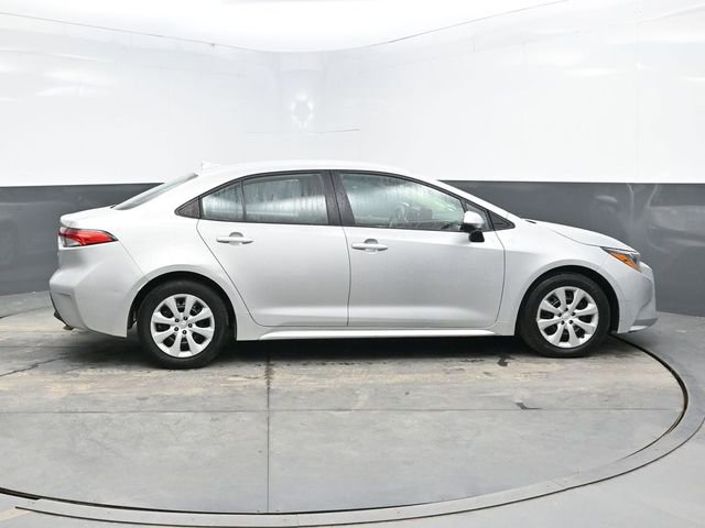 Used 2023 Toyota Corolla LE FWD image 8