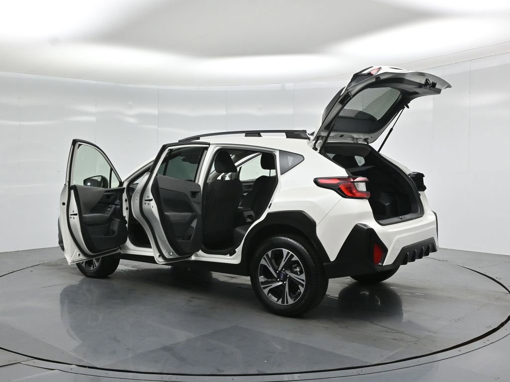 Used 2025 Subaru Crosstrek 2.0i Premium w/ Crosstrek Mirror Package AWD/4WD image 32