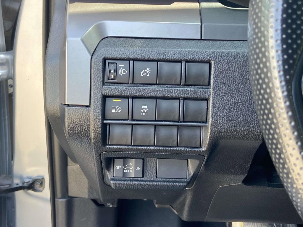 Used 2024 Toyota Tacoma SR5 image 27