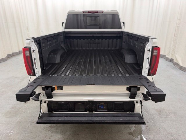 Used 2025 GMC Sierra 2500 Denali Ultimate AWD/4WD image 8