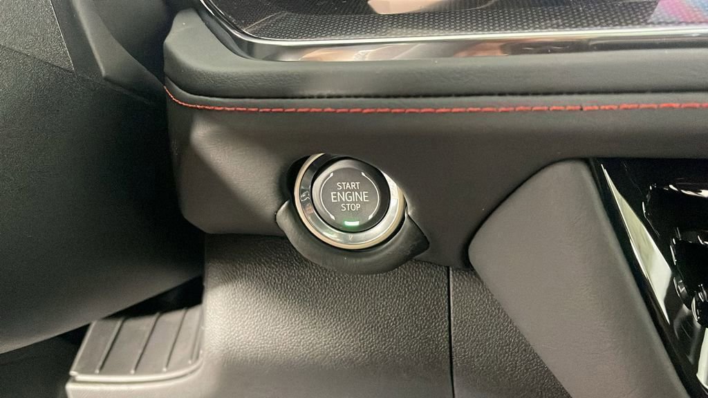 New 2025 Chevrolet Suburban RST w/ Advanced Technology Package image 19