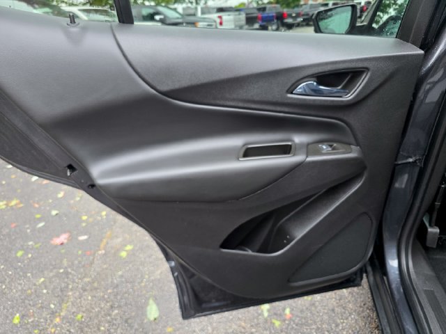 Used 2022 Chevrolet Equinox LT AWD/4WD image 17