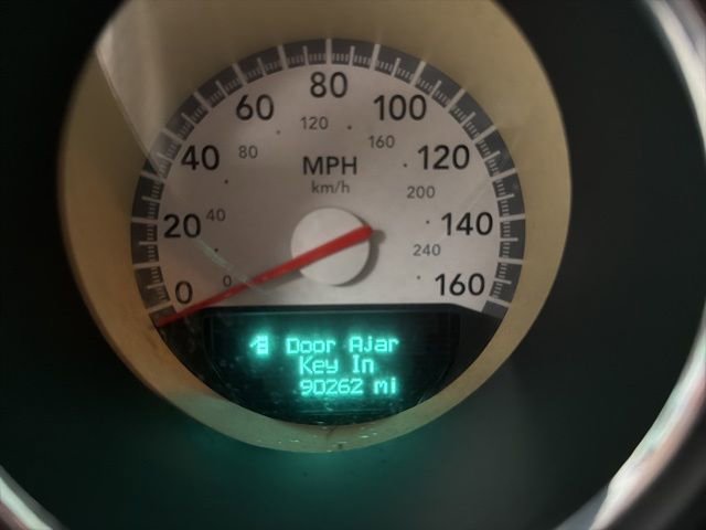 Used 2010 Dodge Challenger R/T image 18