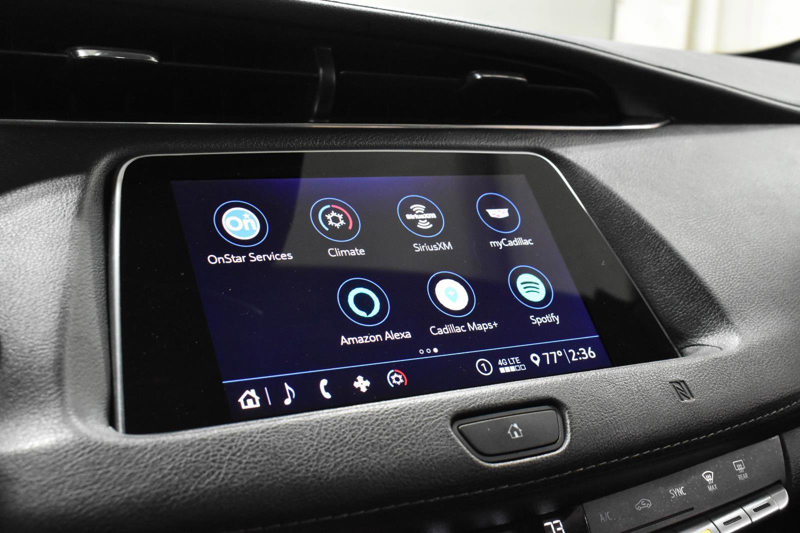 Used 2020 Cadillac XT4 Premium Luxury image 17