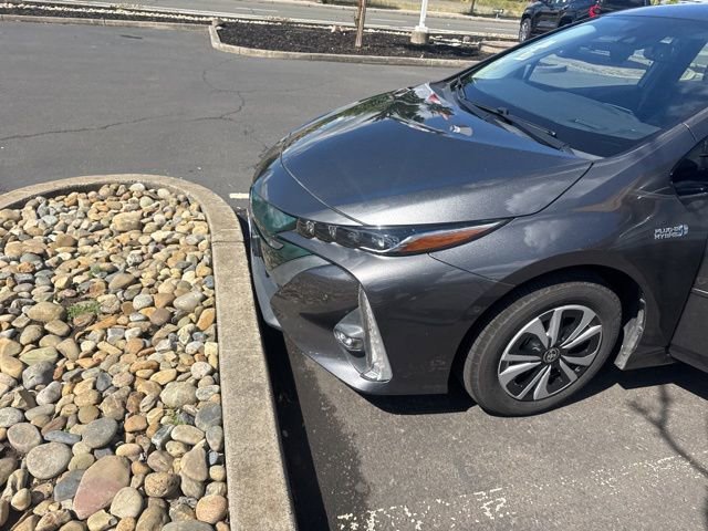 Used 2017 Toyota Prius Prime Advanced w/ Protection Package FWD image 13