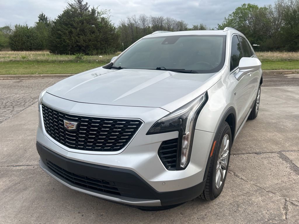 Used 2020 Cadillac XT4 Premium Luxury w/ Cold Weather Package image 1