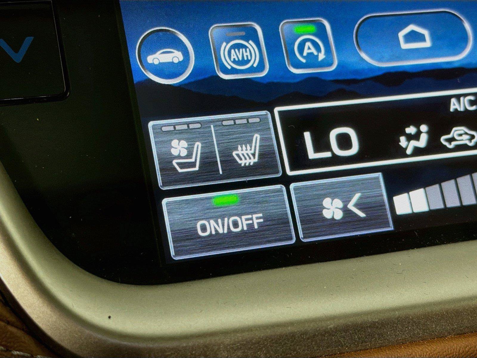 Used 2024 Subaru Outback Touring XT w/ Popular Package #2 AWD/4WD image 24