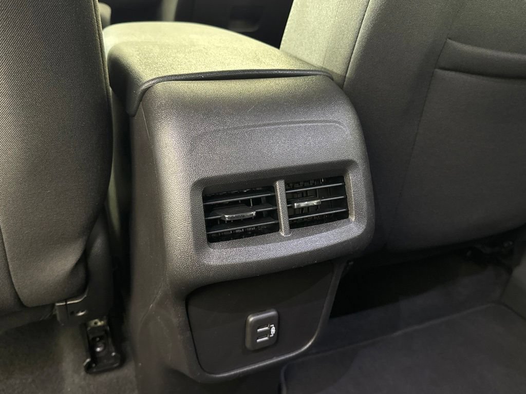 Certified 2024 Chevrolet Equinox LT AWD/4WD image 30