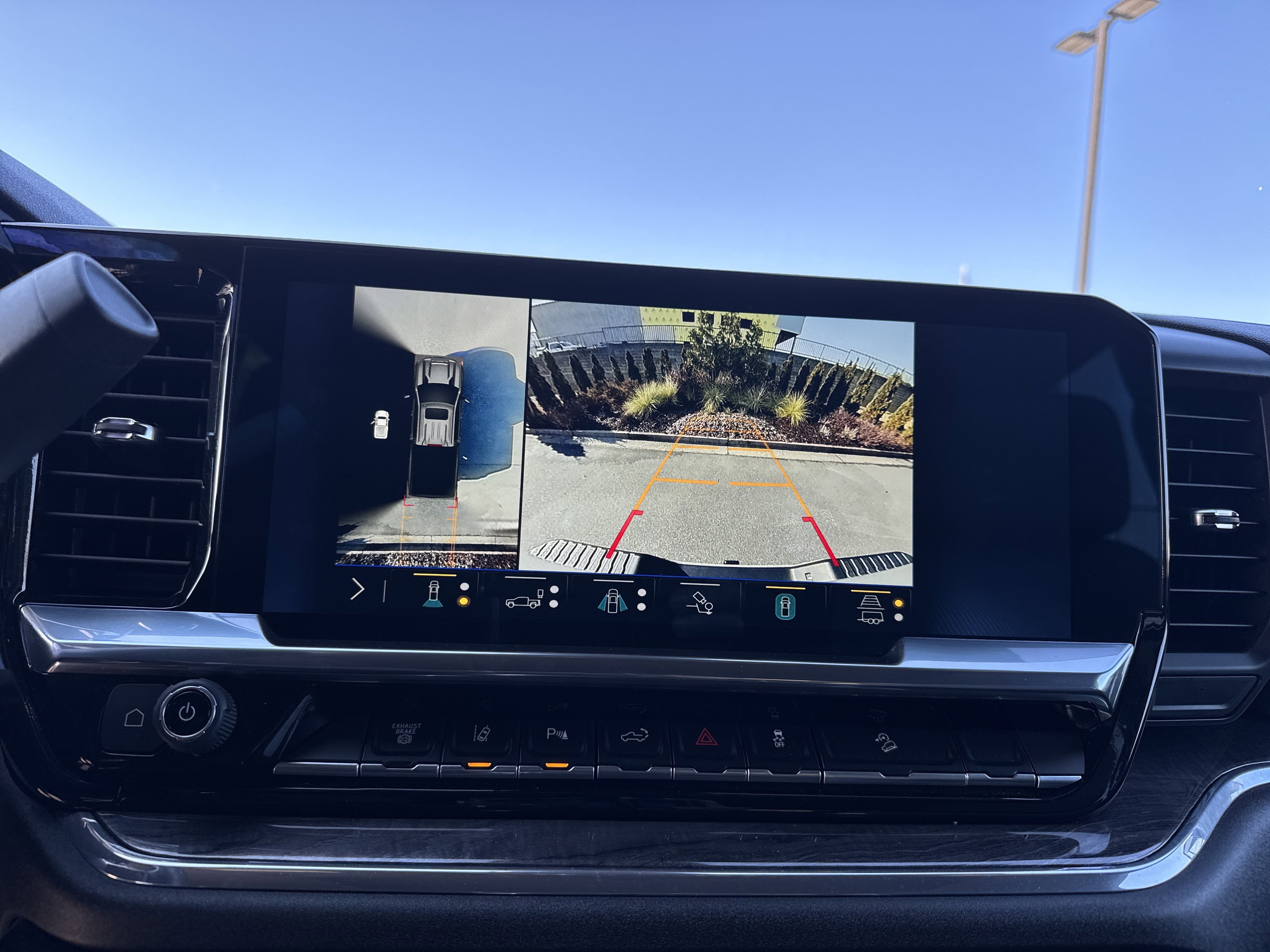 Used 2024 Chevrolet Silverado 2500 LTZ w/ LTZ Plus Package image 26