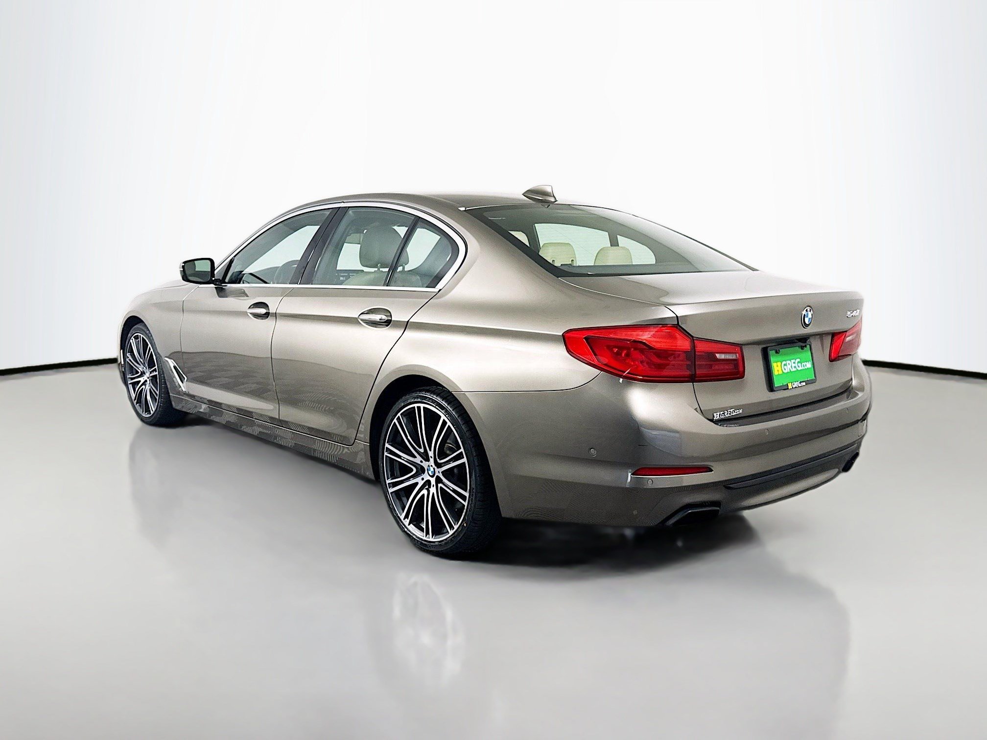 Used 2017 BMW 540i RWD image 7