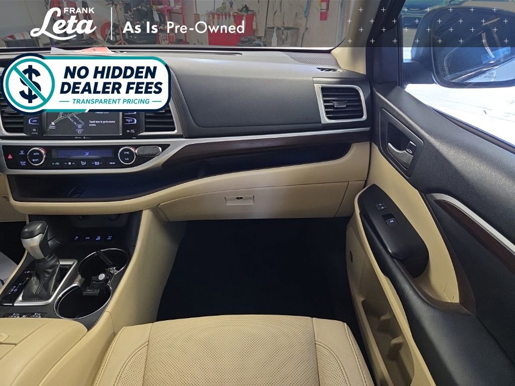 Used 2015 Toyota Highlander Limited Platinum AWD/4WD image 19