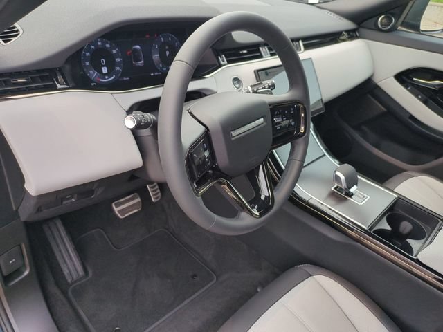 New 2026 Land Rover Range Rover Evoque Hoxton AWD/4WD image 7