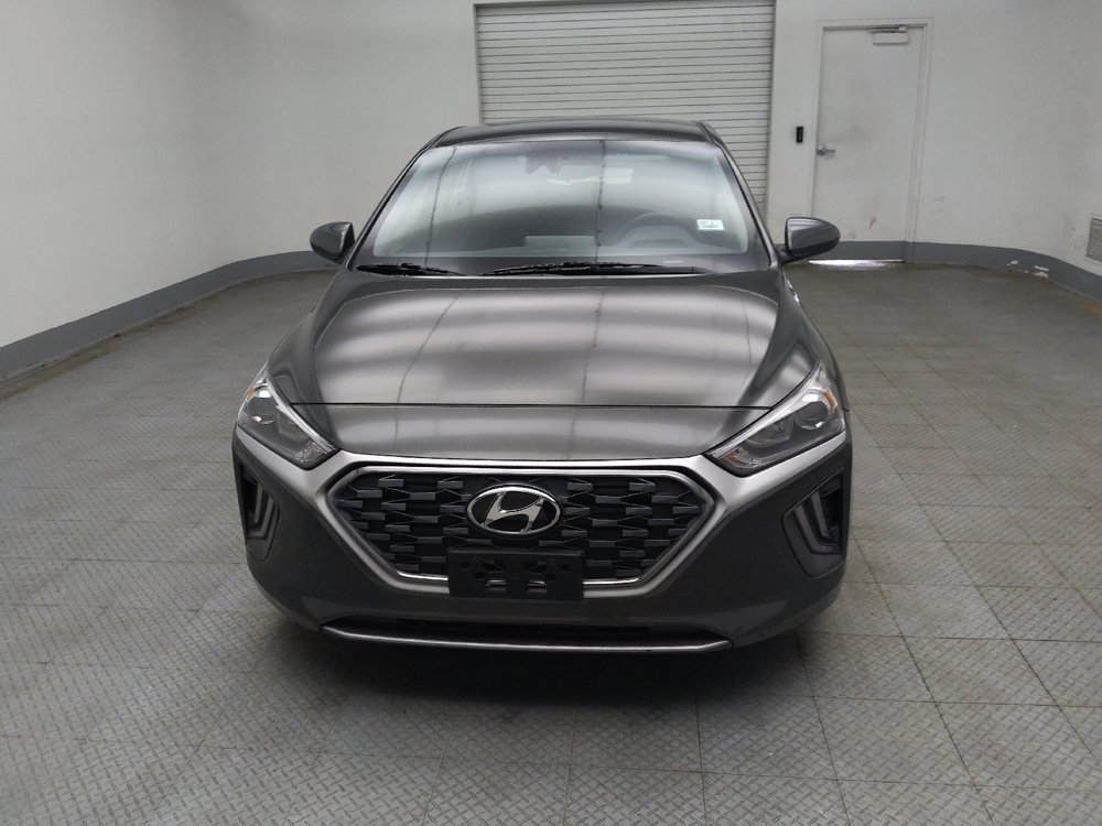 Used 2022 Hyundai Ioniq SE FWD image 15