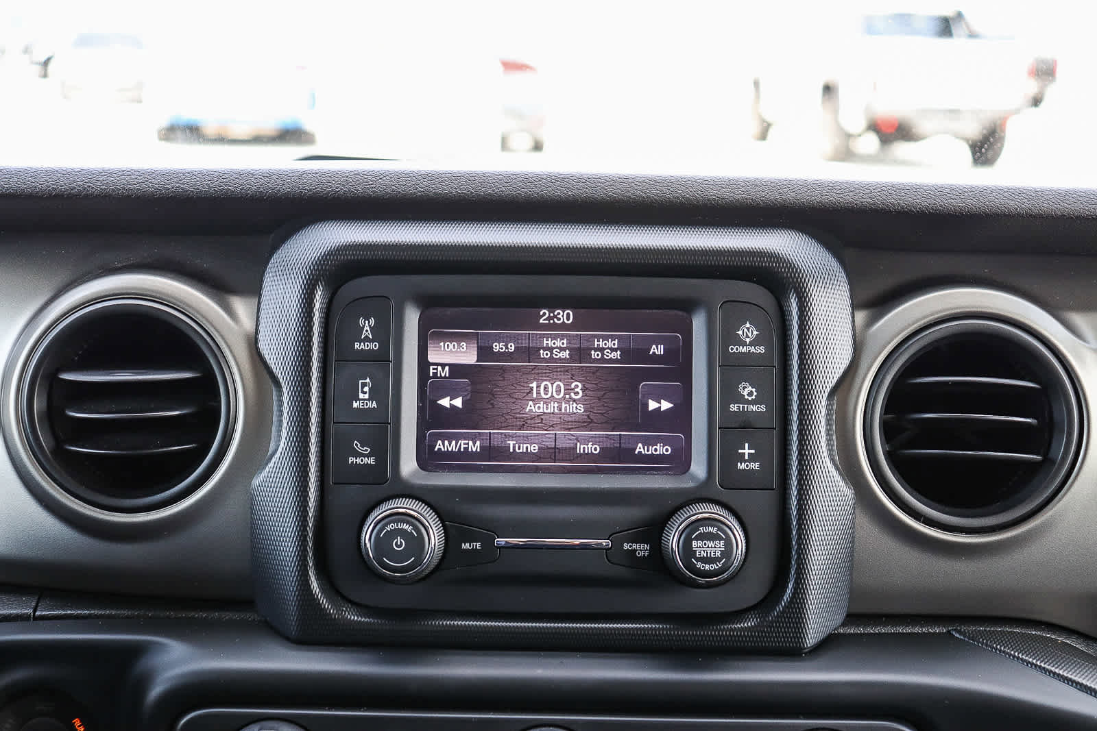 Used 2018 Jeep Wrangler Unlimited Sport S AWD/4WD image 15