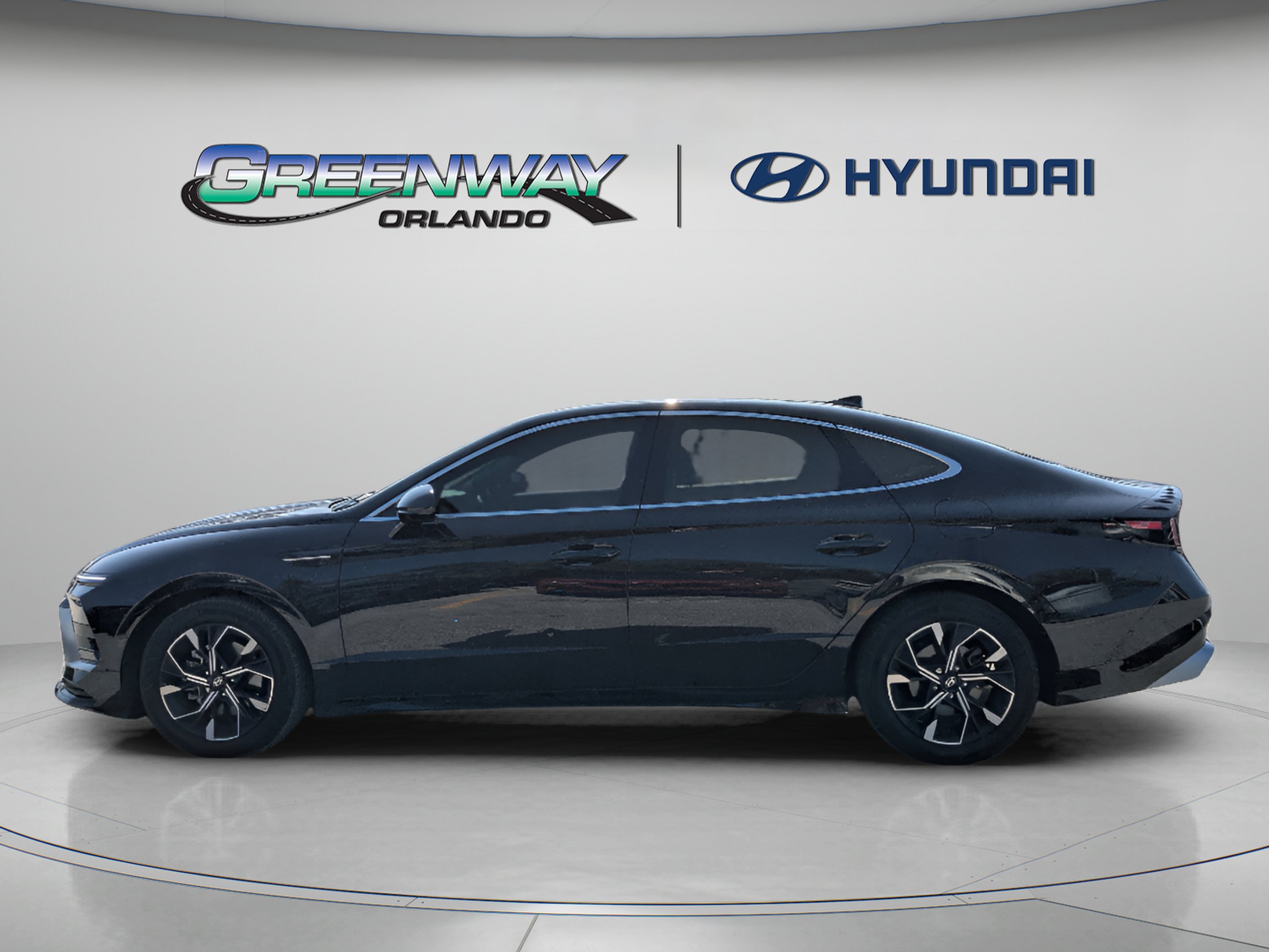 Used 2024 Hyundai Sonata SEL FWD image 4