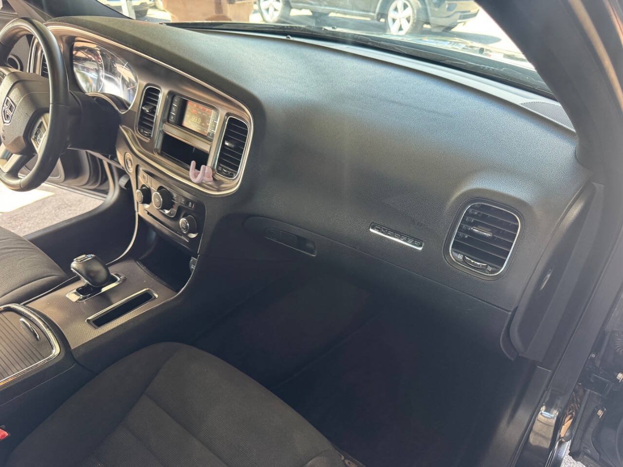 Used 2013 Dodge Charger SE w/ Connectivity Group RWD image 10