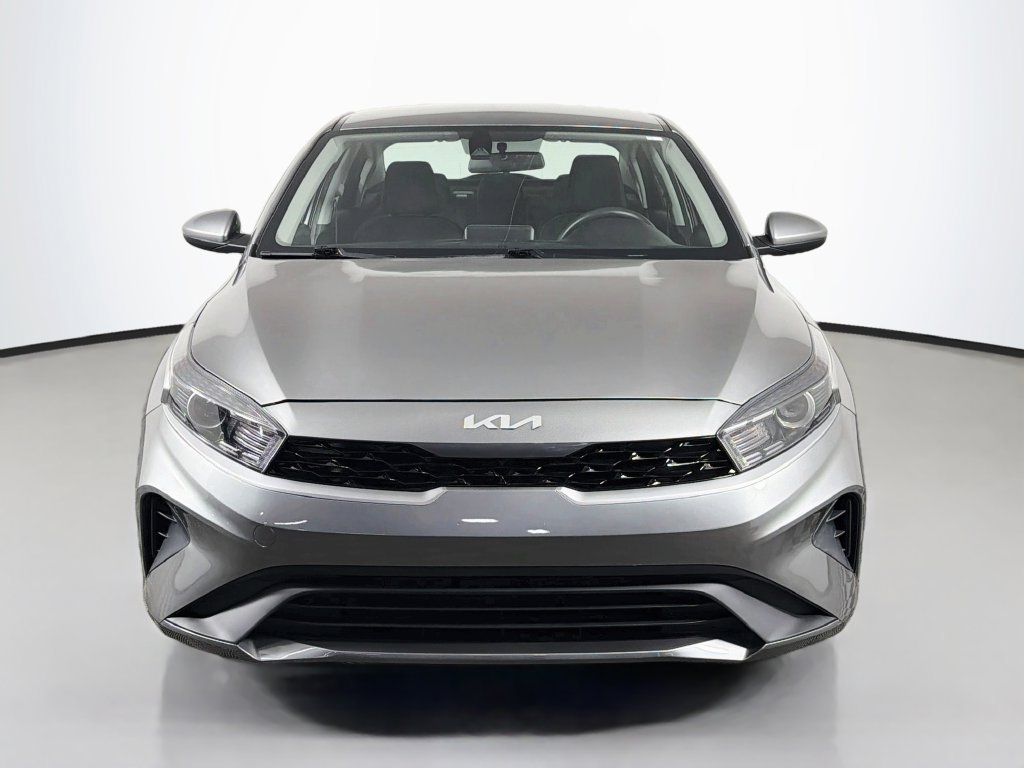 Used 2024 Kia Forte LXS FWD image 2