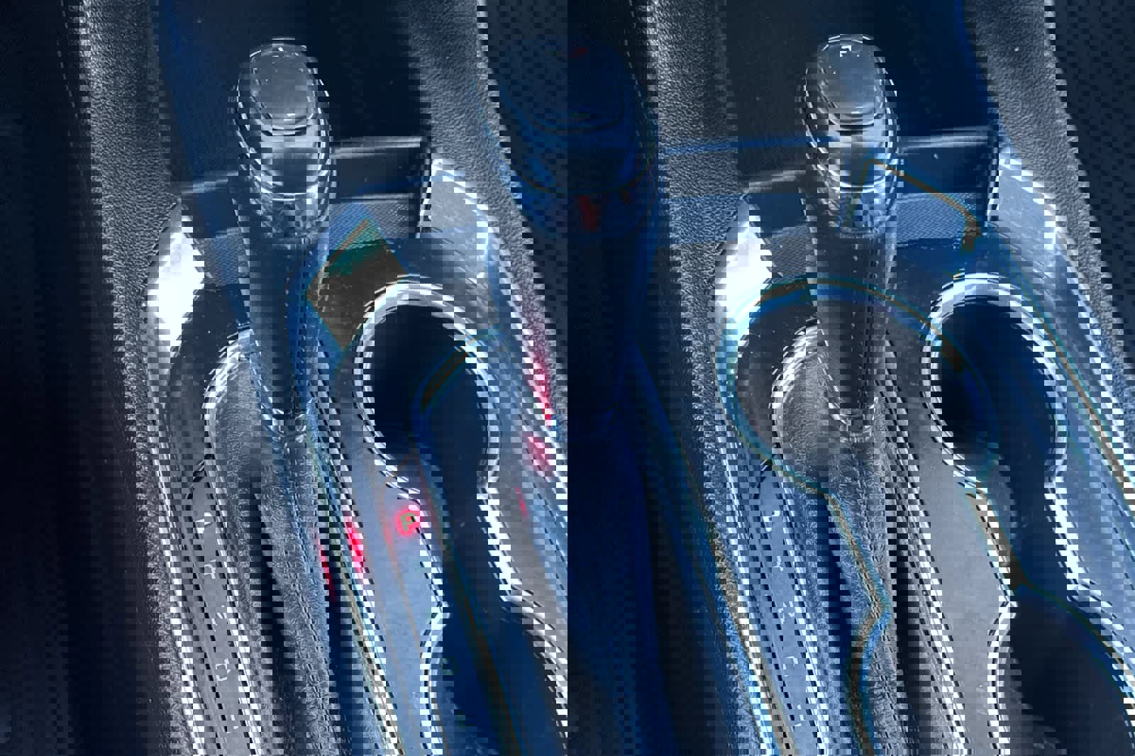 Used 2020 Chevrolet Traverse RS image 25