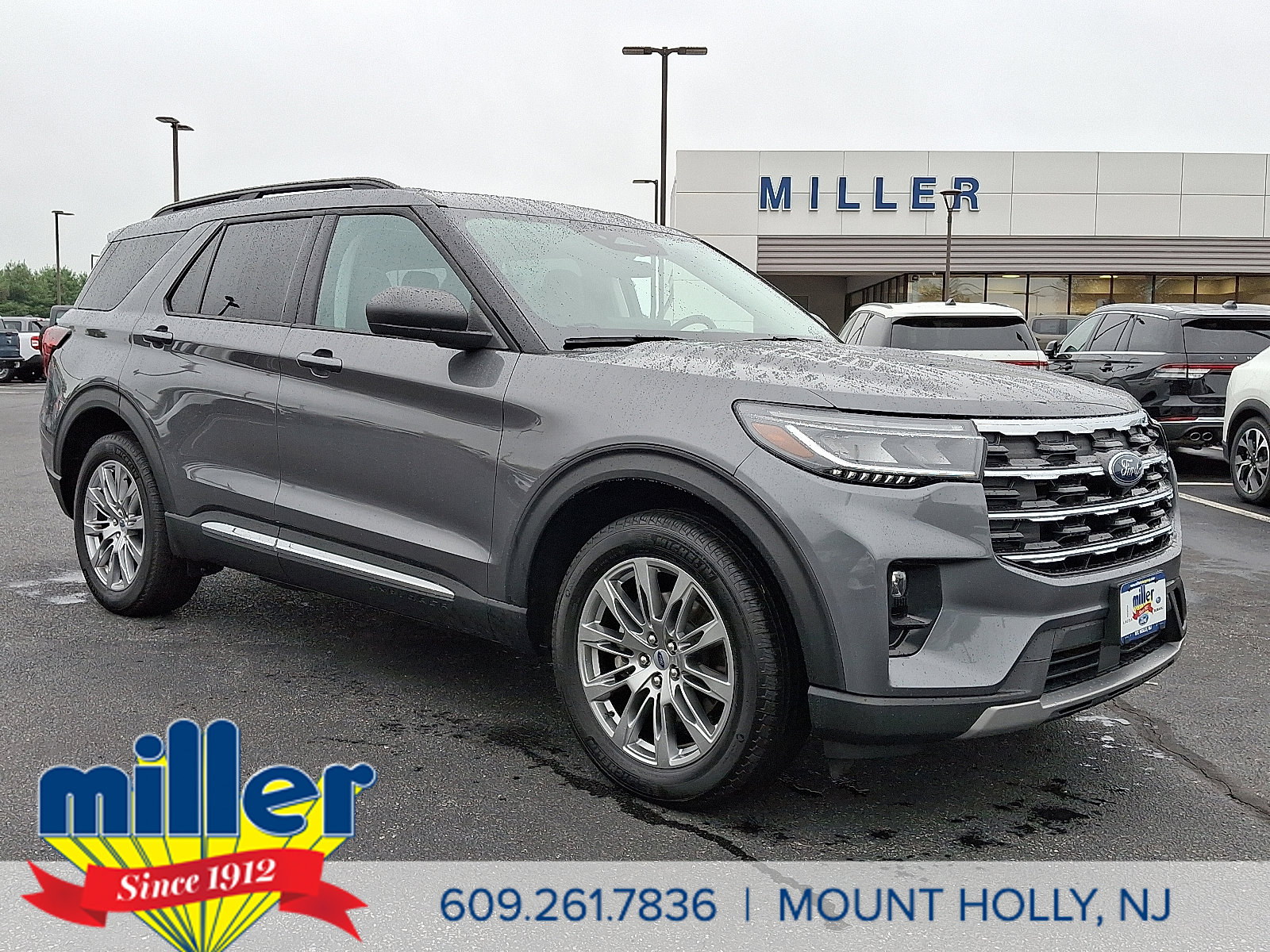 Used 2025 Ford Explorer Active w/ Active Comfort Package