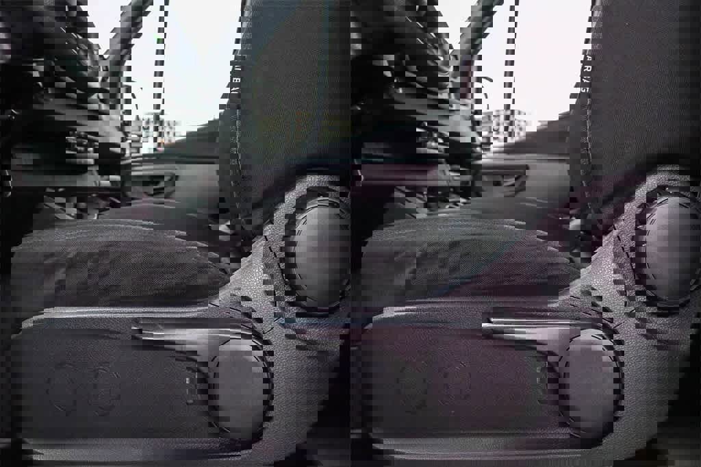 Used 2023 Mercedes-Benz Sprinter 1500 image 23