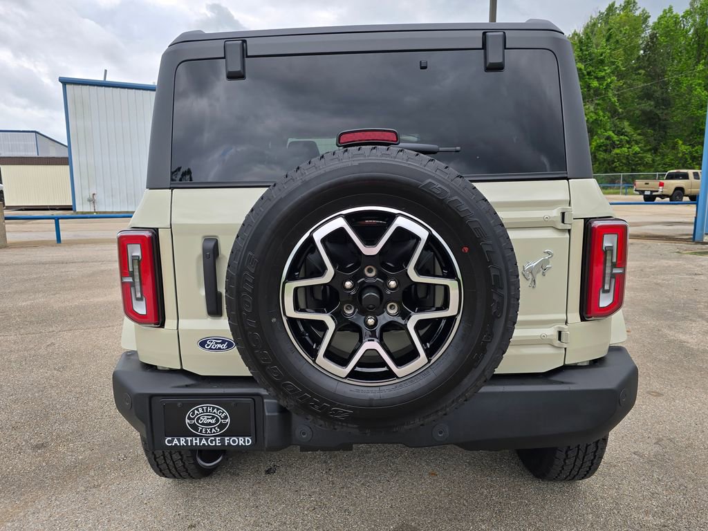 New 2026 Ford Bronco Outer Banks image 4