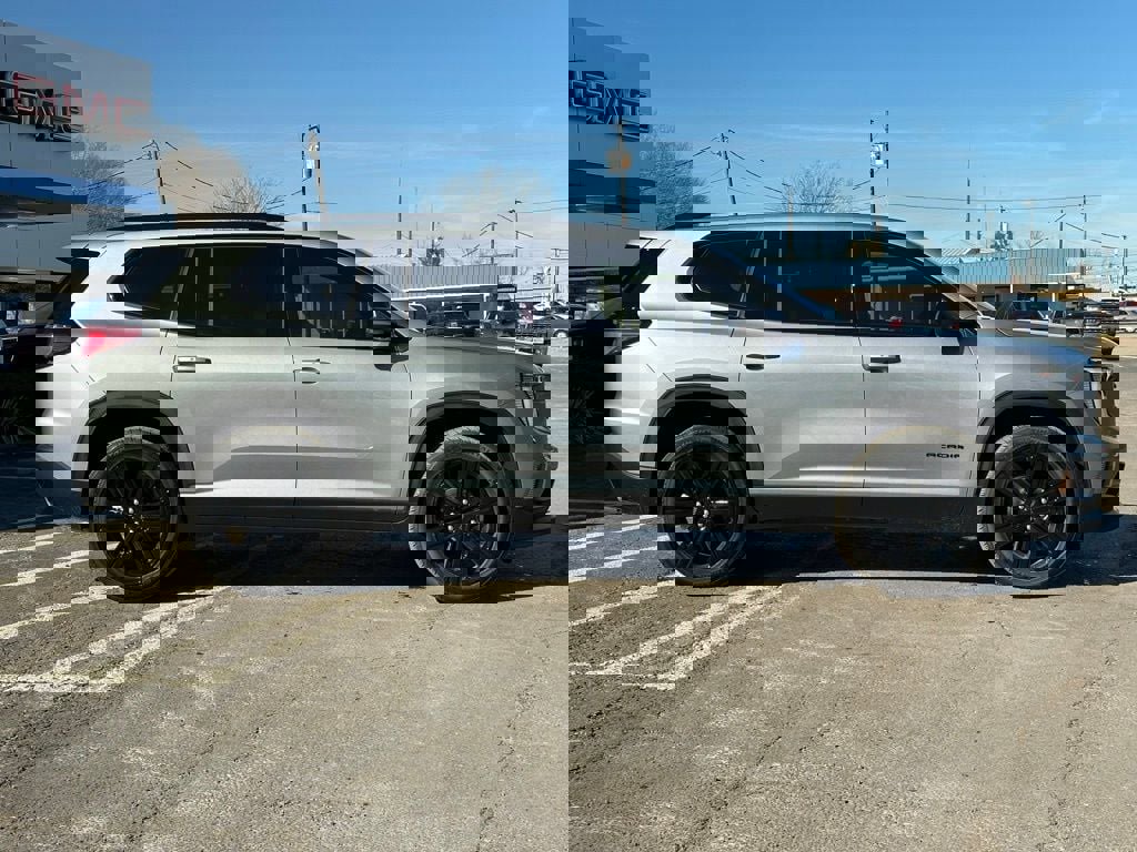 New 2026 GMC Acadia Elevation w/ Black Edition image 4