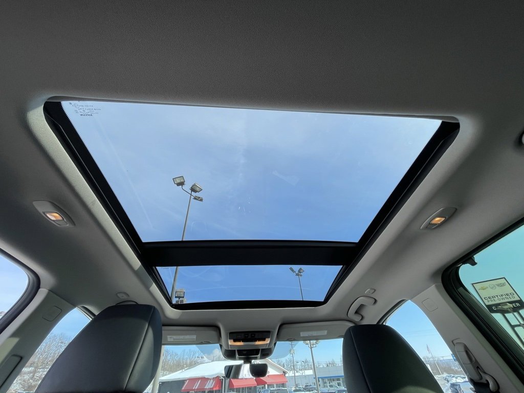 Used 2023 Nissan Rogue SL w/ SL Premium Package image 23