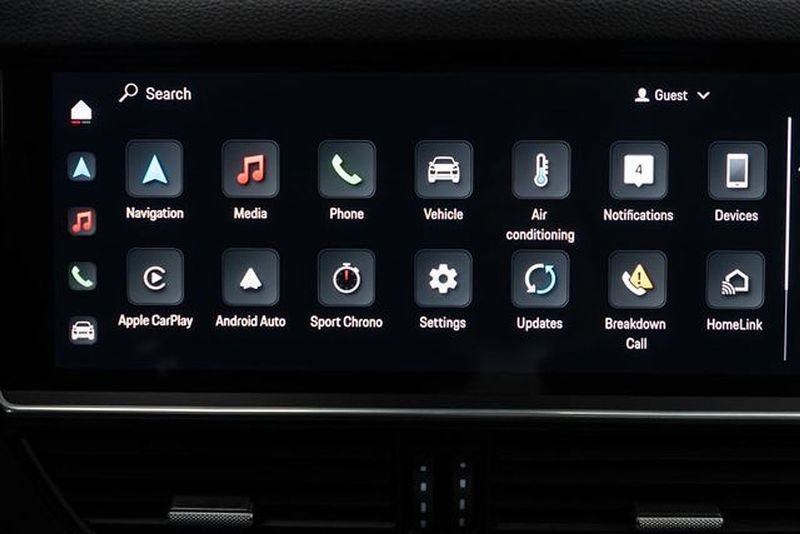 Used 2023 Porsche Cayenne Platinum Edition image 24