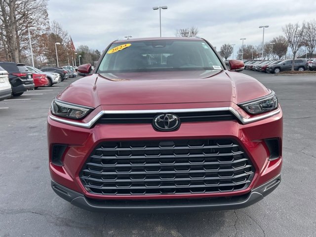 Used 2024 Toyota Grand Highlander XLE image 2