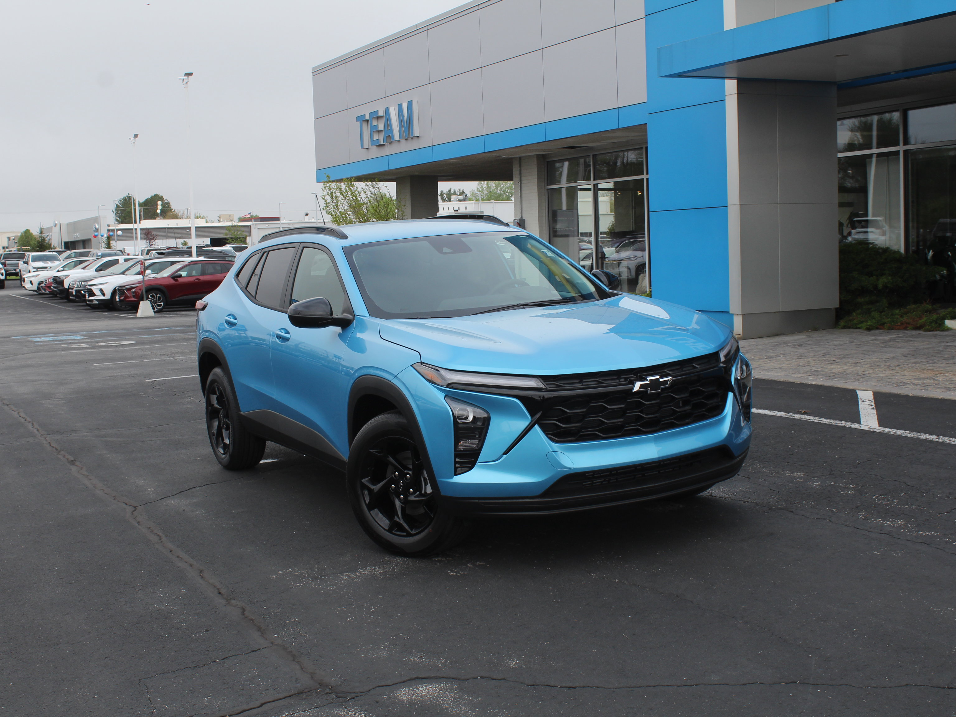 New 2026 Chevrolet Trax LT w/ Driver Confidence Package FWD image 2