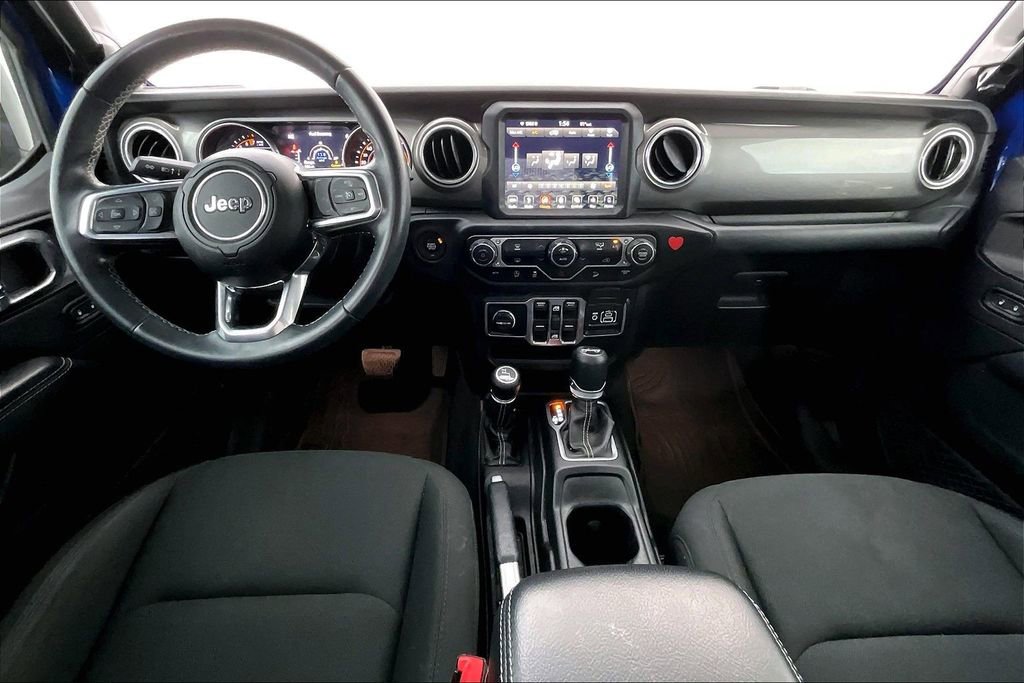 Used 2018 Jeep Wrangler Unlimited Sahara image 18