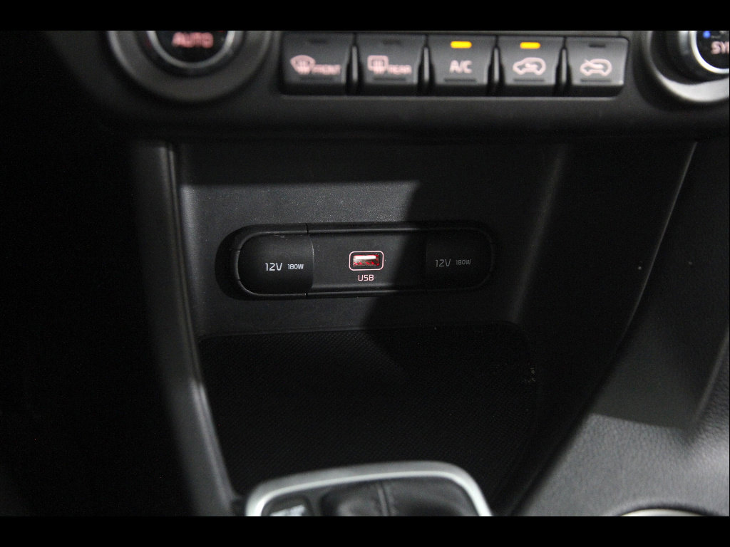 Used 2020 Kia Sportage LX w/ LX Popular Package image 13