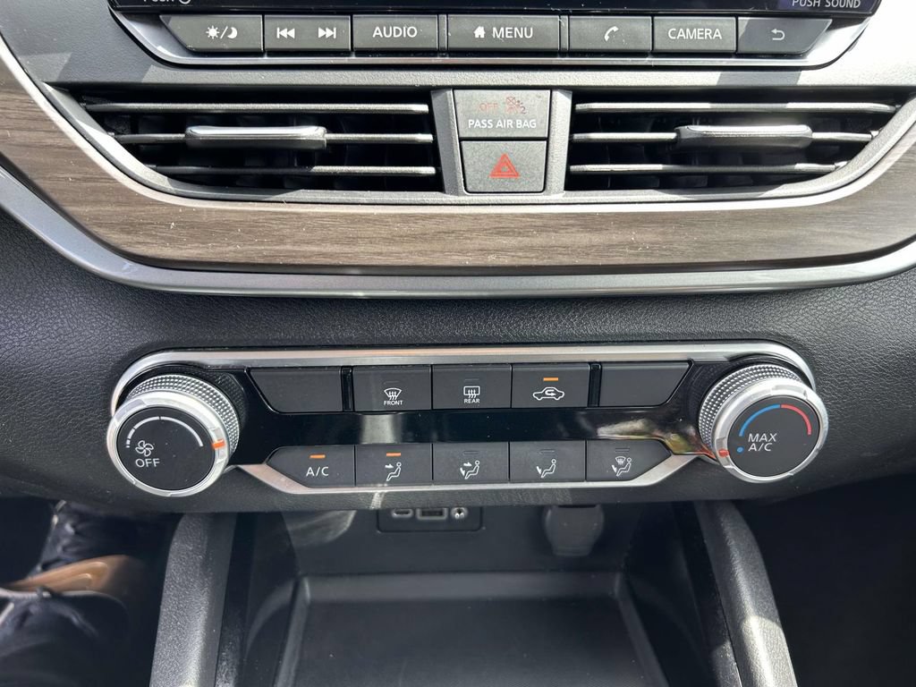 Used 2024 Nissan Altima 2.5 SV FWD image 22