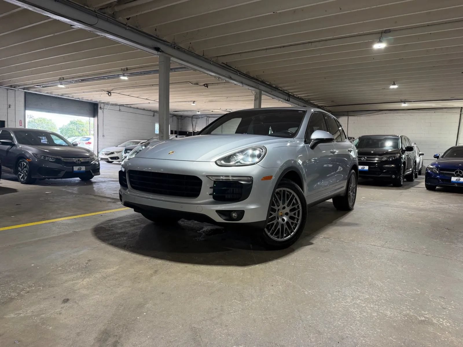 Used 2018 Porsche Cayenne S AWD/4WD image 1
