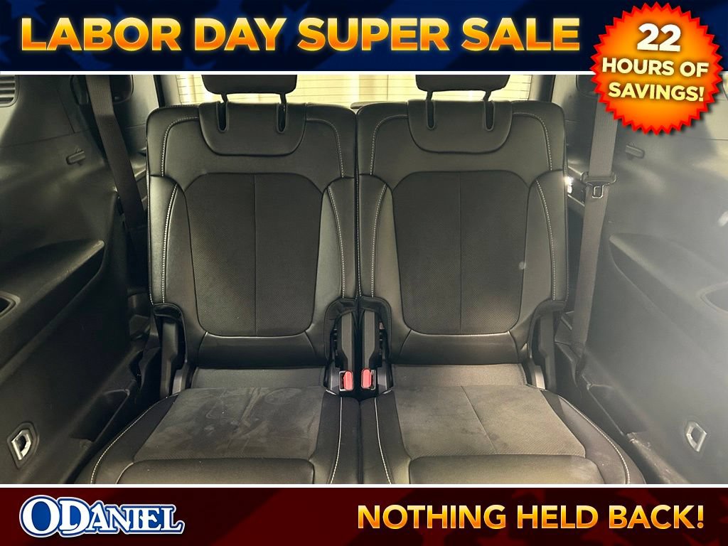 Used 2024 Jeep Grand Cherokee L Altitude AWD/4WD image 22