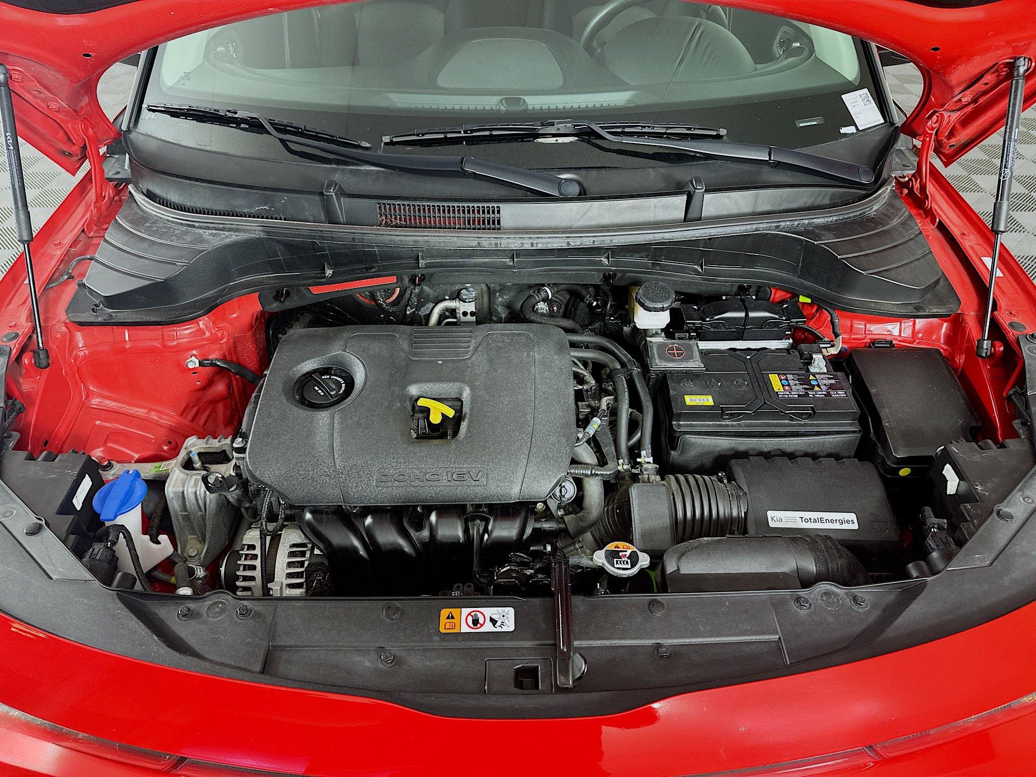 Used 2025 Kia Soul LX w/ LX Technology Package FWD image 31
