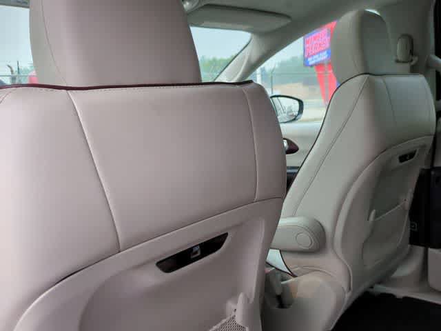 Used 2020 Chrysler Pacifica Limited w/ Advanced Safetytec Group FWD image 18