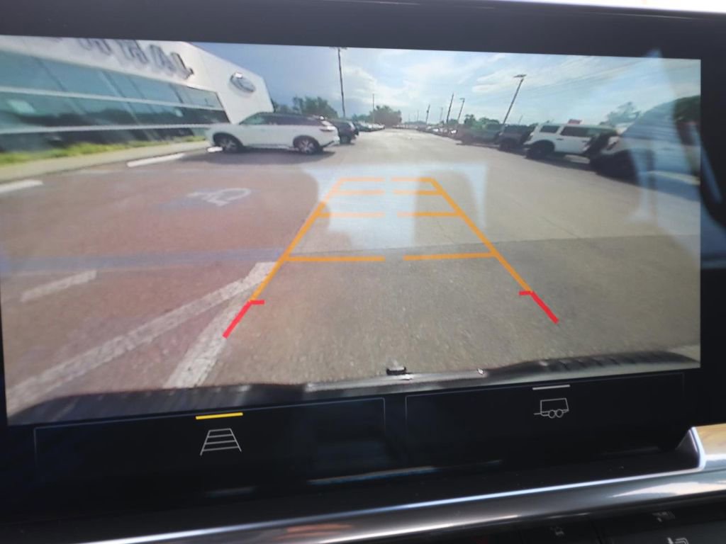 Used 2022 Chevrolet Silverado 1500 RST image 4