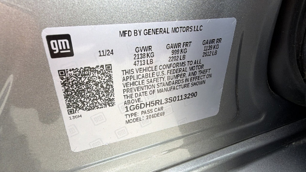 Used 2025 Cadillac CT4 V w/ Navigation Package AWD/4WD image 30