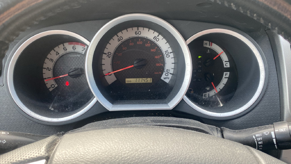 Used 2015 Toyota Tacoma PreRunner w/ TRD Sport Package RWD image 25