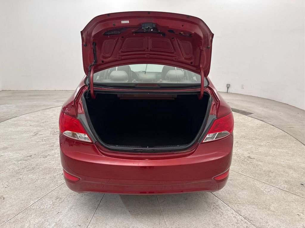 Used 2017 Hyundai Accent SE FWD image 25