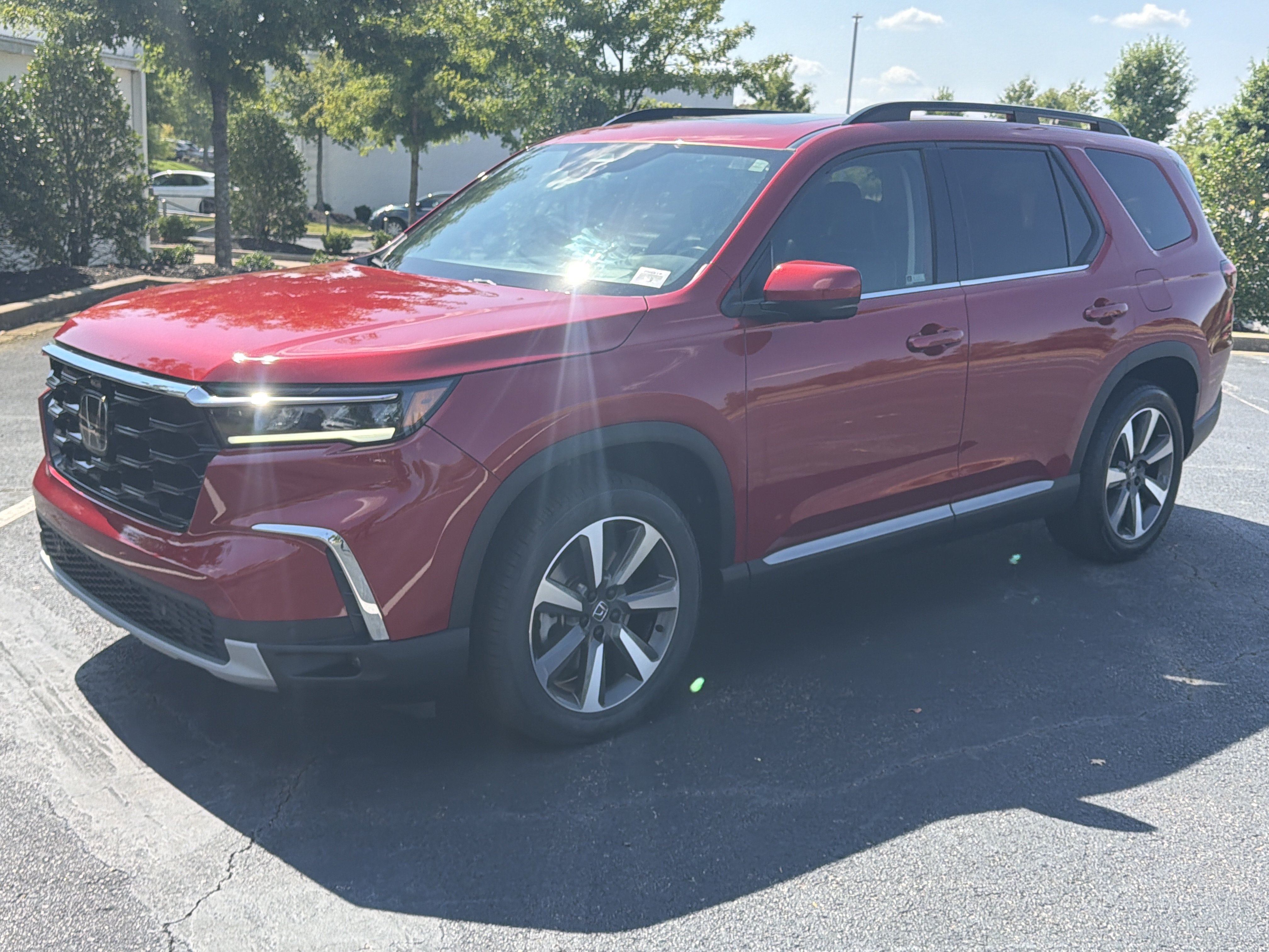 Certified 2024 Honda Pilot Elite image 5