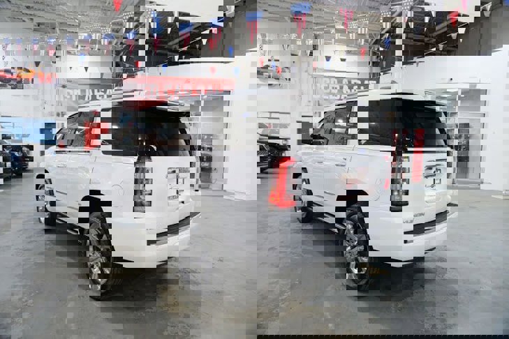 Used 2016 GMC Yukon Denali w/ Open Road Package image 8