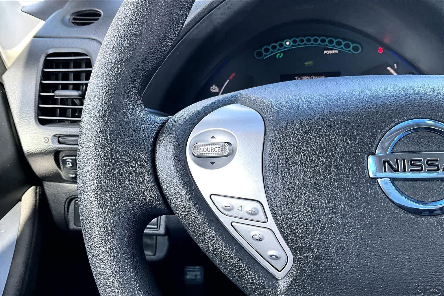 Used 2016 Nissan Leaf S w/ Charger Package FWD image 25