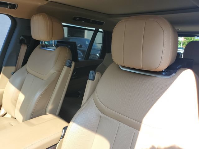 Certified 2023 Land Rover Range Rover Long Wheelbase SE AWD/4WD image 20
