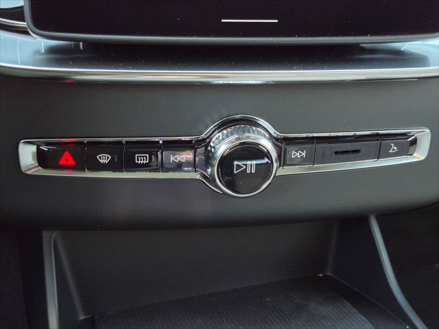 New 2026 Volvo XC90 T8 Plus w/ Protection Package AWD/4WD image 9